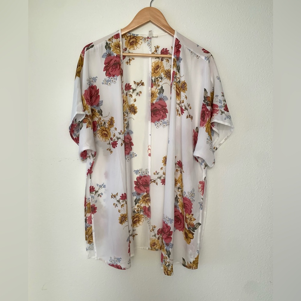 Maurice’s White Floral Kimono Wrap Cardigan - Picture 3 of 3